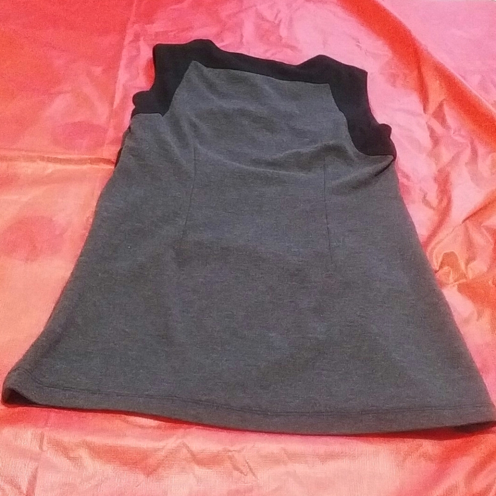 ๐ป๐ Dress - Picture 9 of 10